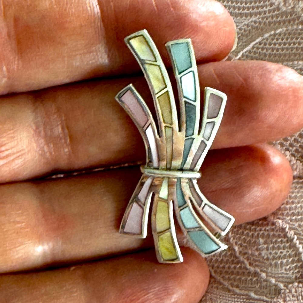 Mother of Pearl multi colored sterling silver pendant